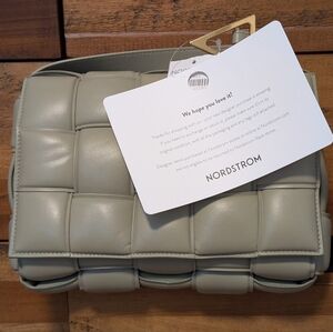 BNWT Bottega Veneta Padded Cassette Crossbody Leather Shoulder Bag in Travertine